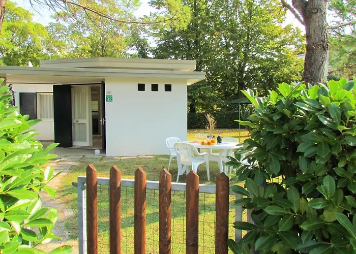 Intimate With Private Garden Μπιμπιόνε